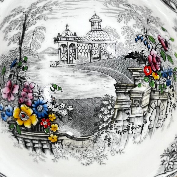 Vtg Aynsley Queens Garden Bone China Tea Cup Saucer Set Scenic Design Red Gold - Picture 10 of 13